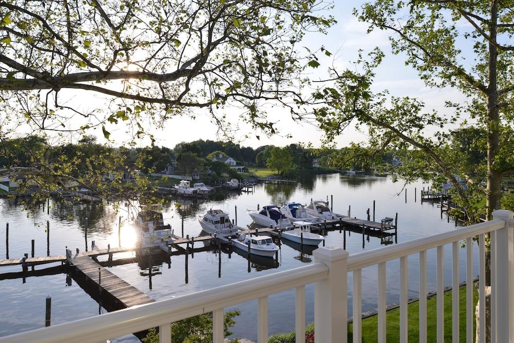 Anchored Inn At Hidden Harbor Deale Esterno foto